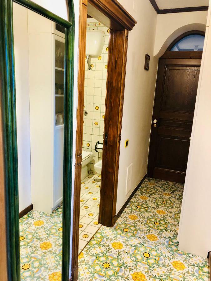Casa Giovanna Капри Екстериор снимка